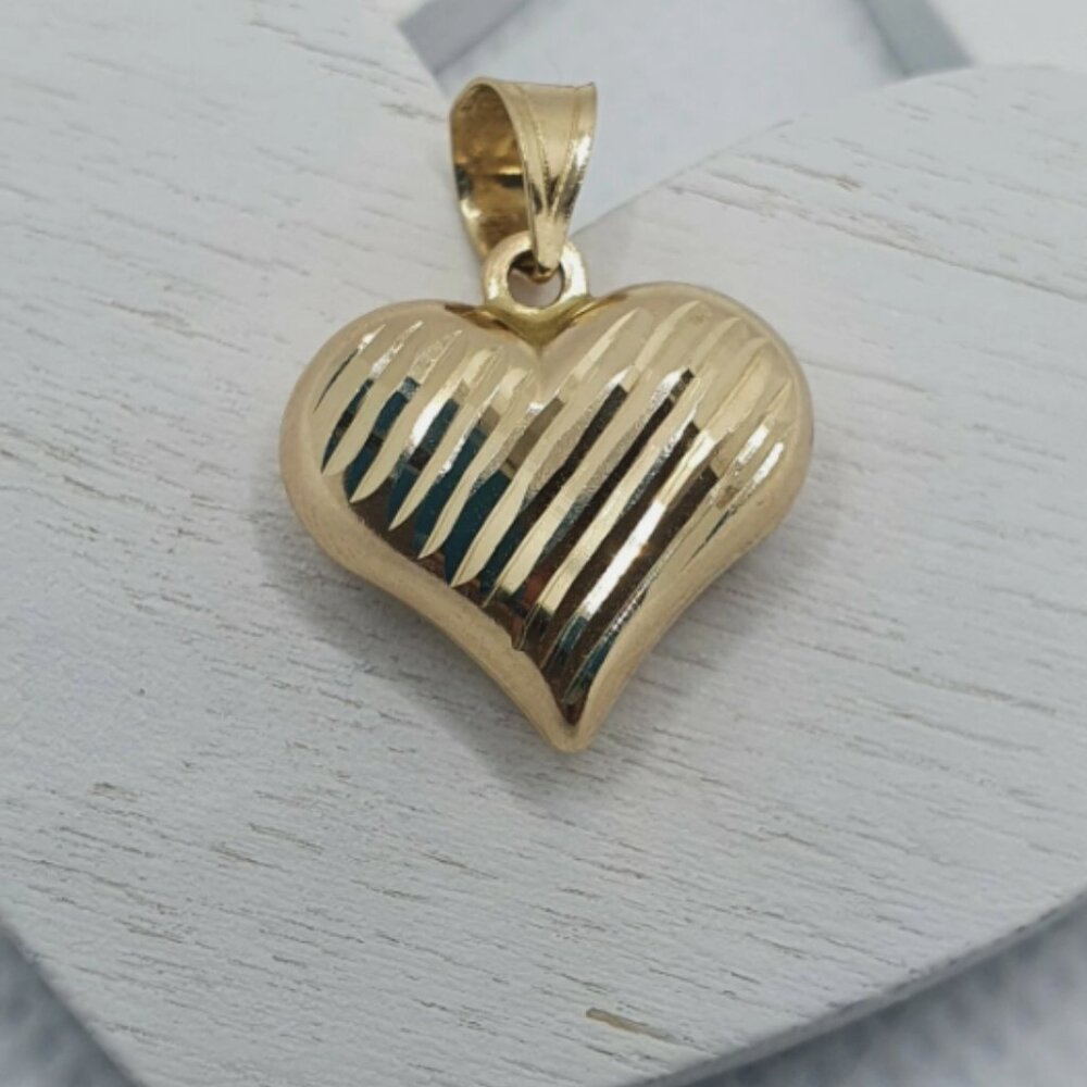 14k Solid Yellow Gold Textured Heart Puffy Pendant (Reversible)